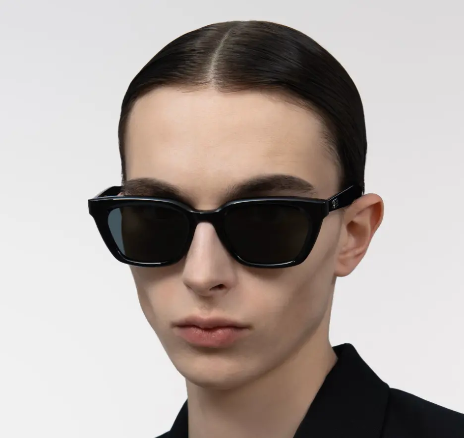 Kính Gentle Monster Hue 01 ‘Black’ - Ảnh 5